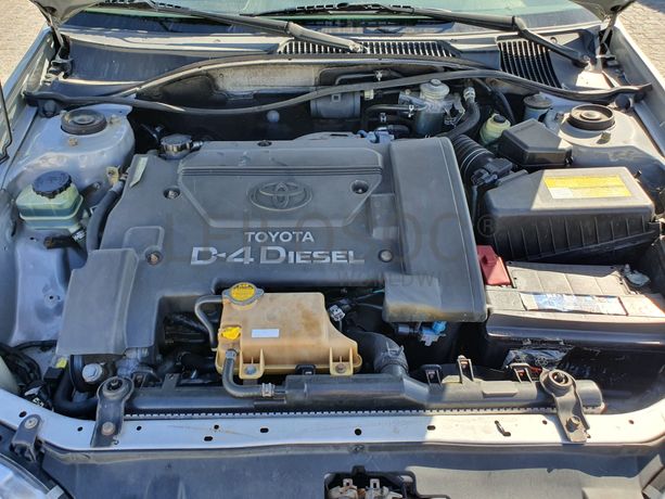 Toyota Avensis · Ano 2001