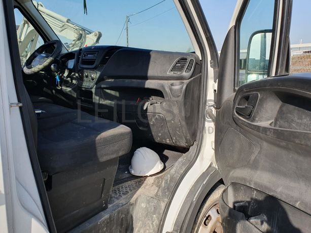 Iveco Daily 35C15 · Basculante · Ano 2017