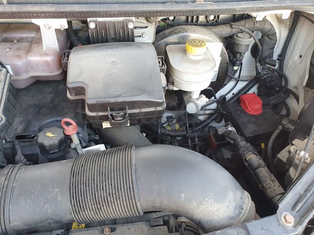 Iveco Daily 35C15 · Basculante · Ano 2017