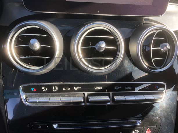 Mercedes-Benz C220 · Ano 2015