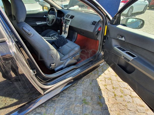 Volvo C30 · Ano 2008