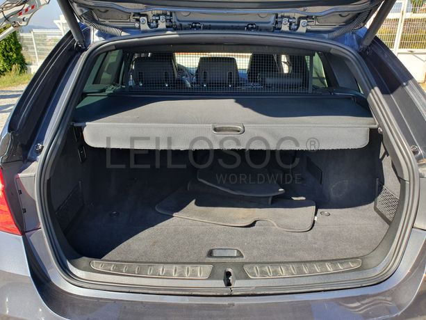 BMW 318 D · Ano 2016