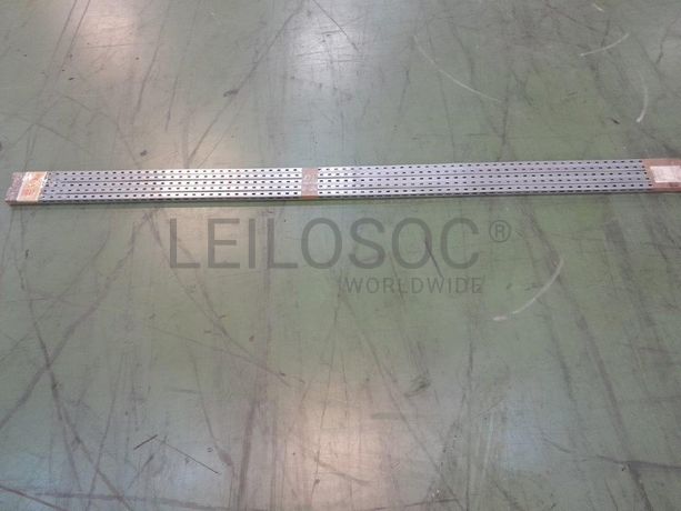 Calhas · Acessórios · Travões Porta