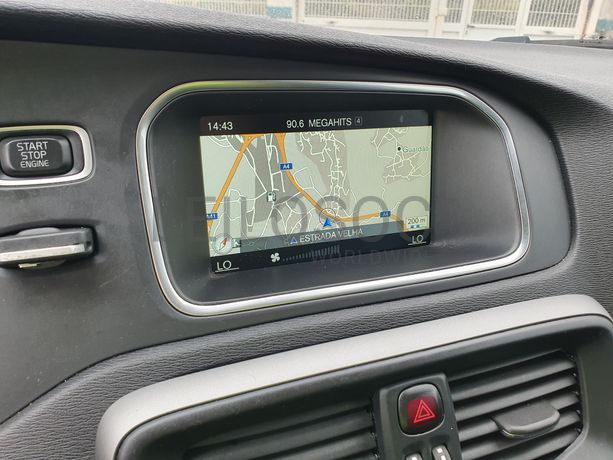 Volvo V40 · Ano 2016