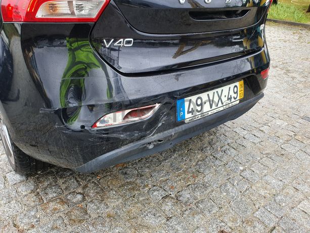 Volvo V40 · Ano 2016