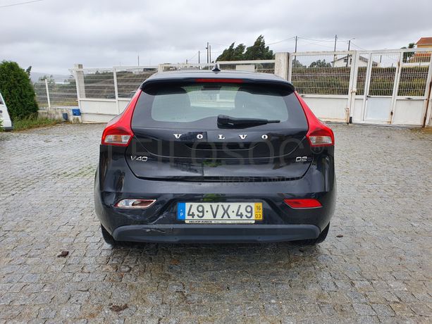 Volvo V40 · Ano 2016