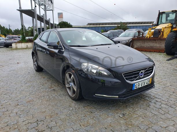 Volvo V40 · Ano 2016
