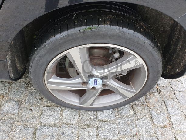 Volvo V40 · Ano 2016