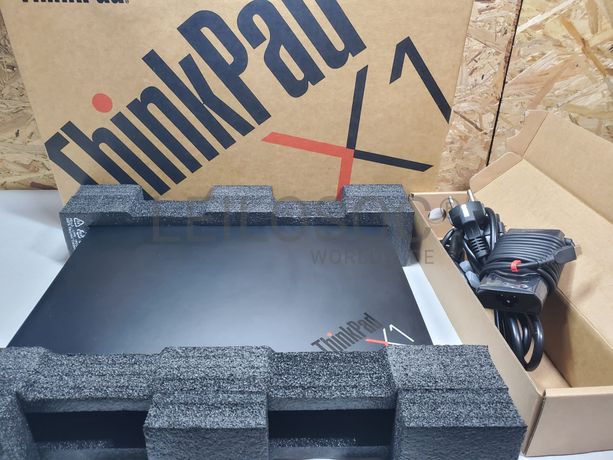 Portátil Lenovo ThinkPad X1 Fold