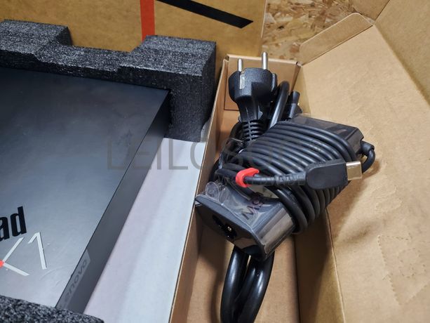 Portátil Lenovo ThinkPad X1 Fold