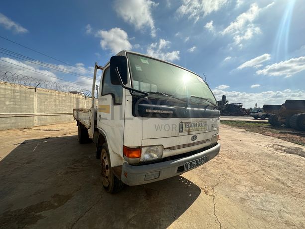 Nissan Cabstar NU41H4