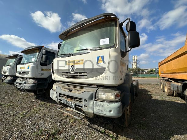 Renault Kerax 440 DXI (1)