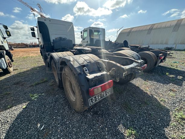 Camião Trator (Cavalo) 6X  Renault Kerax 440 Dxi