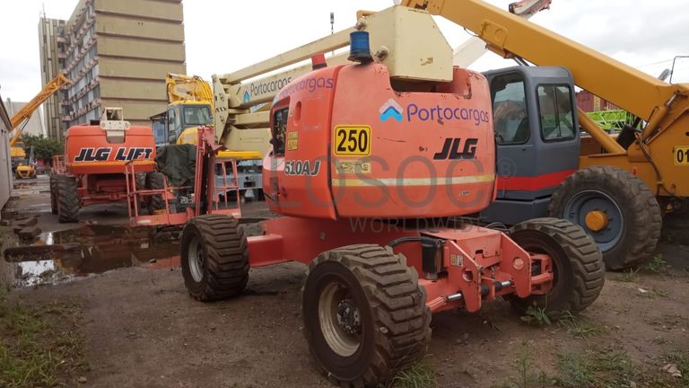 Plataforma elevatória JLG 510AJ