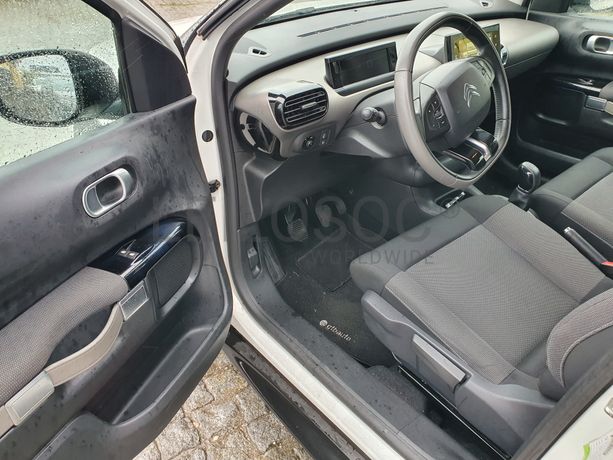 Citroën C4 Cactus · Ano 2015