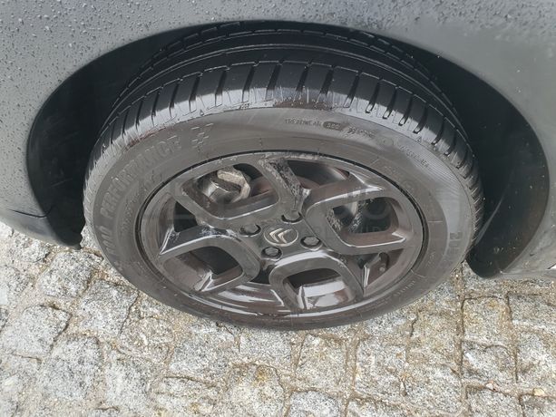 Citroën C4 Cactus · Ano 2015