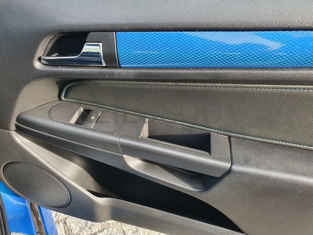 Opel Astra · Ano 2010