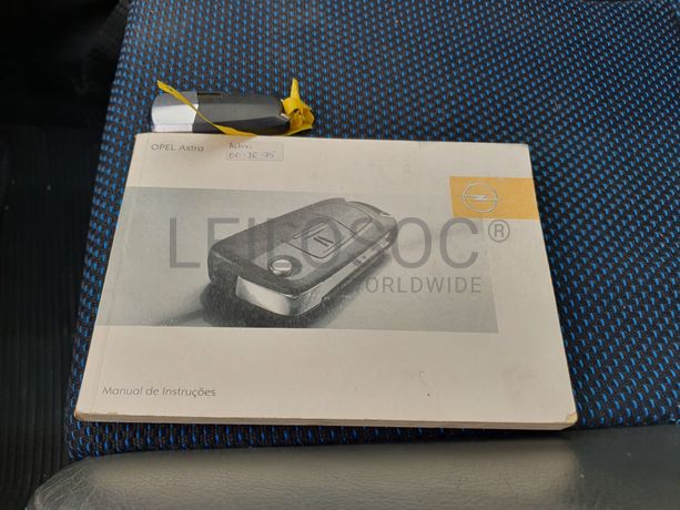 Opel Astra · Ano 2010