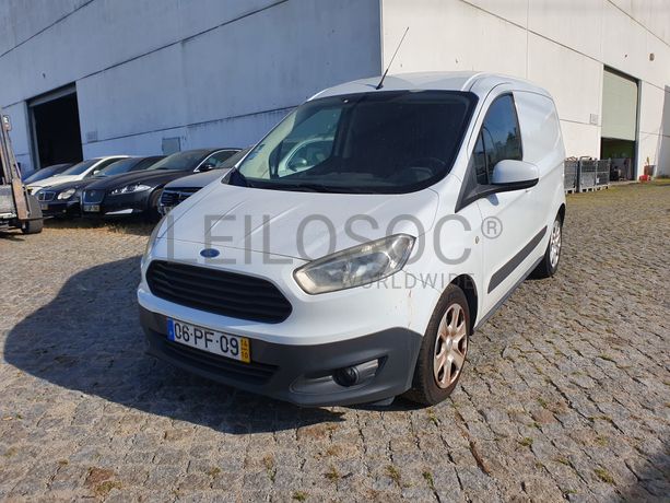 Ford Transit Courrier
