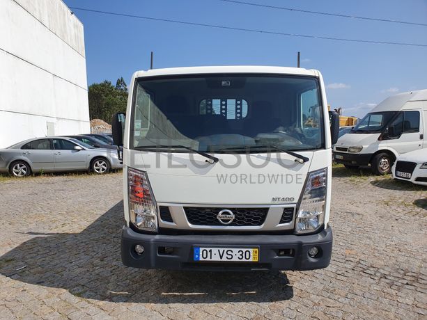 Nissan NT400