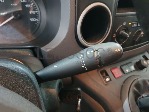 Citroën Berlingo · Ano 2013