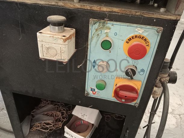 Prensa para solas + Máquina de limpar cola + Máquina de meter fita