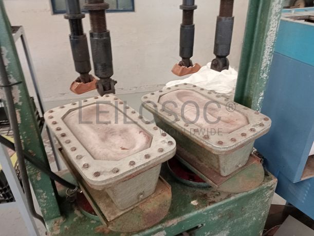 Prensa para solas + Máquina de limpar cola + Máquina de meter fita