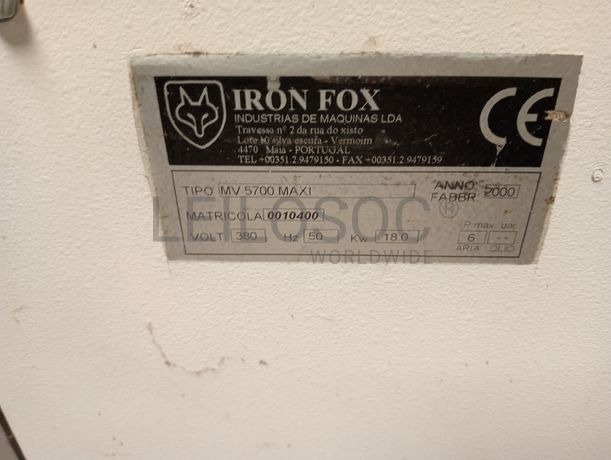 Forno + Máquina de costura + Máquina de rentilhar palmilhas + Máquina de cintar caixas