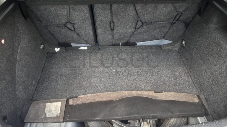 Volkswagen Golf · Ano 2001