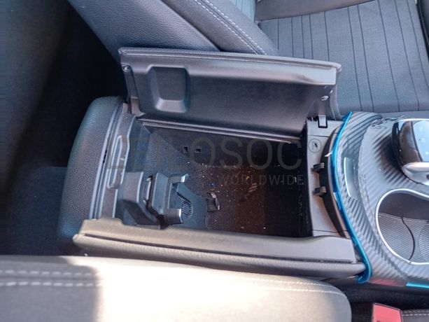 Mercedes-Benz C 180 · Ano 2016