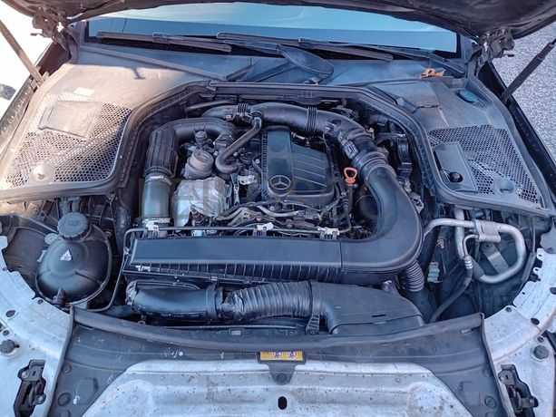 Mercedes-Benz C 180 · Ano 2016