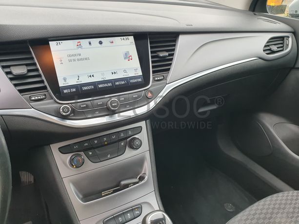 Opel Astra · Ano 2016