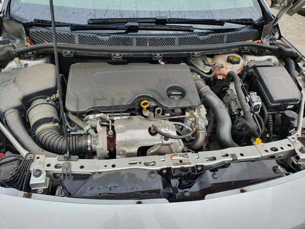 Opel Astra · Ano 2016