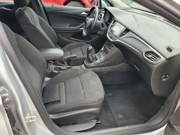 Opel Astra · Ano 2016