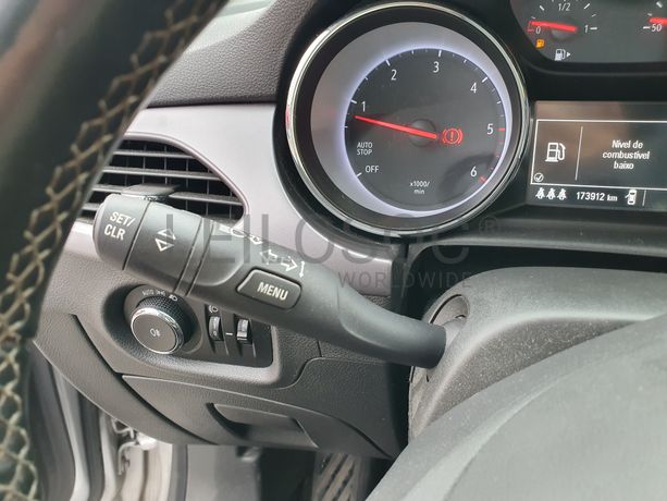 Opel Astra · Ano 2016