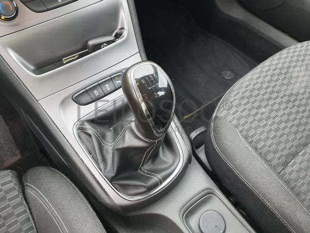 Opel Astra · Ano 2016