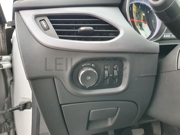 Opel Astra · Ano 2016