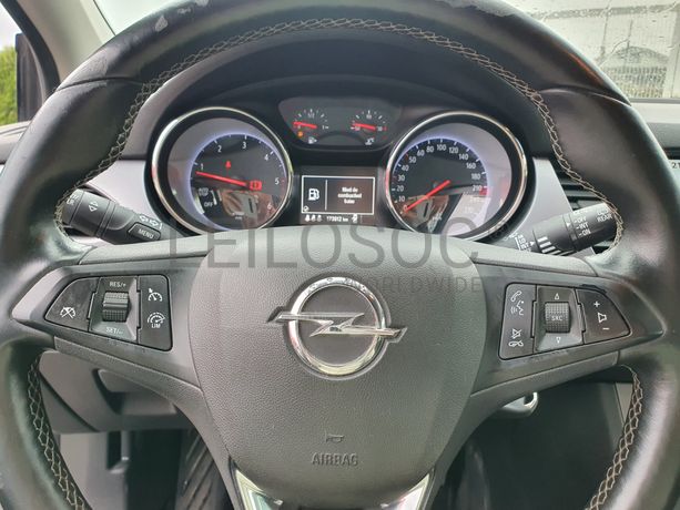 Opel Astra · Ano 2016