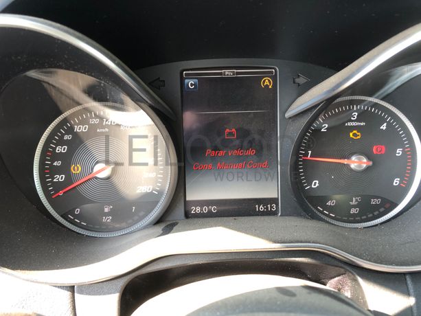 Mercedes-Benz Classe C · Ano 2015