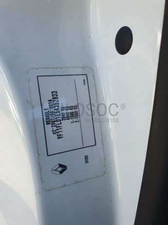 Renault Trafic 1.6 DCI · Ano 2015