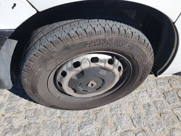 Renault Trafic 1.6 DCI · Ano 2015