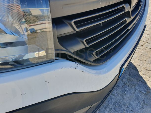 Renault Trafic 1.6 DCI · Ano 2015