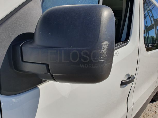 Renault Trafic 1.6 DCI · Ano 2015