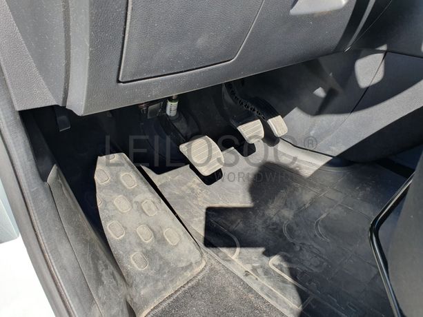 Renault Trafic 1.6 DCI · Ano 2015