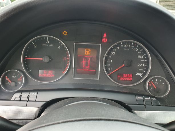 Audi A4 1.9 TDI · Ano 2005