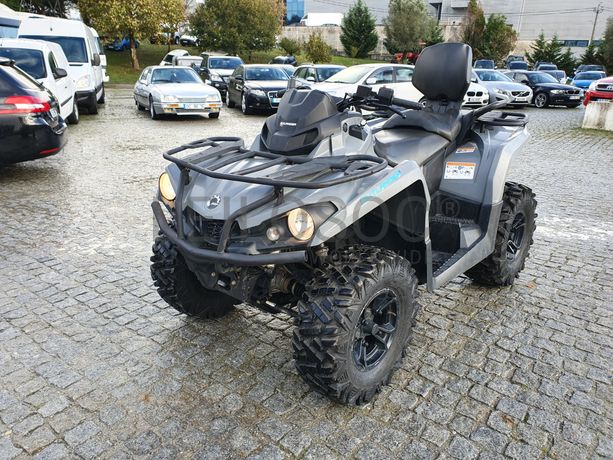 Moto 4 BRP Can-am · Ano 2022