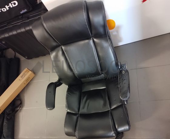 Material Informático + Cadeira executiva