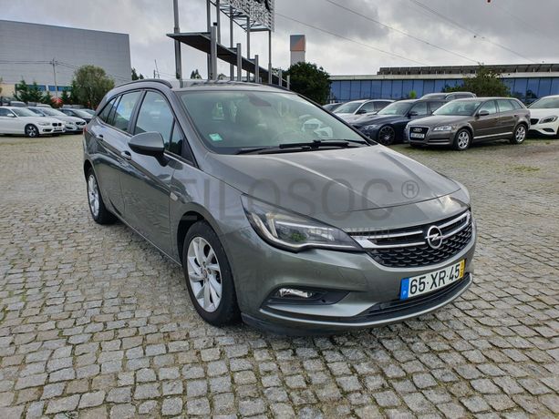 Opel Astra · Ano 2019