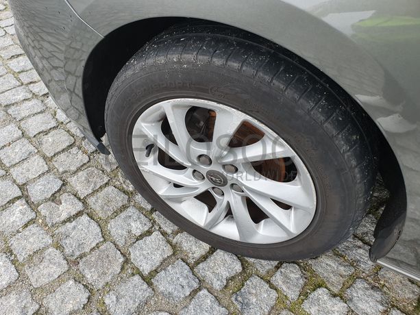 Opel Astra · Ano 2019