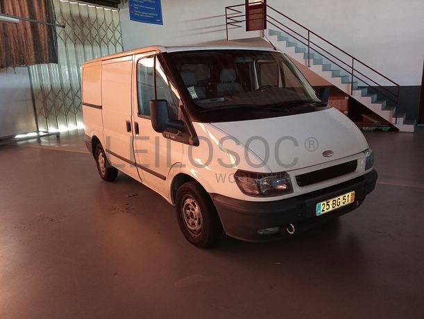 Ford Transit · Ano 2006